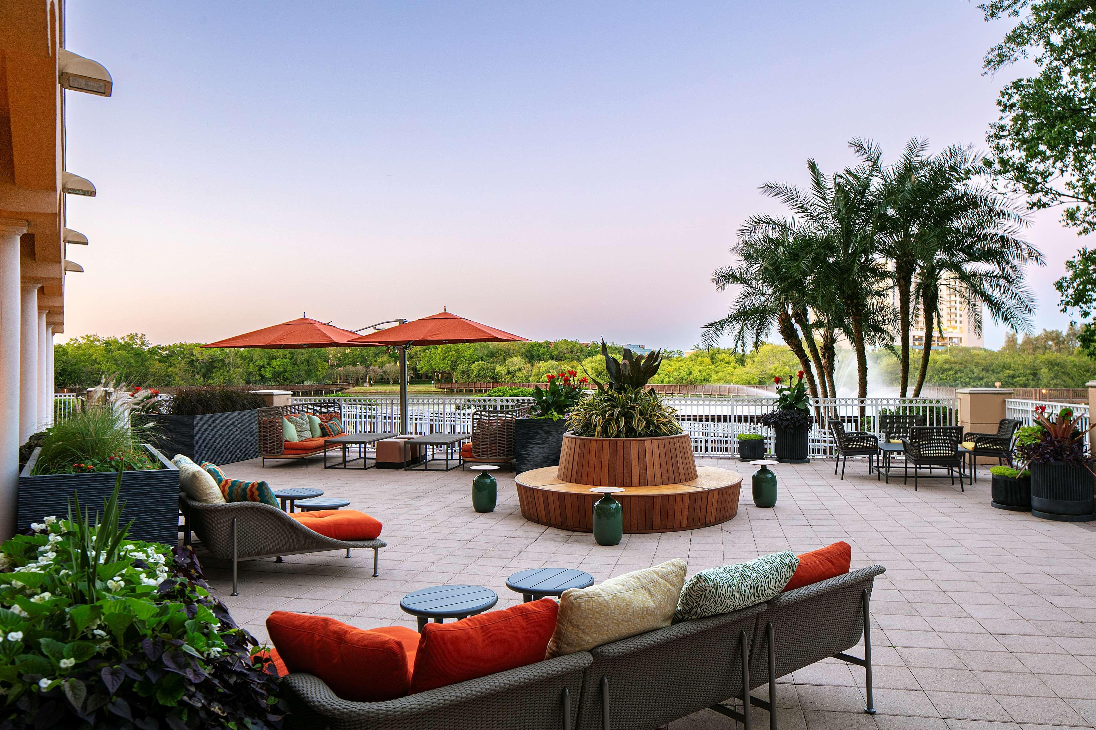 Hilton St. Petersburg Carillon Park Hotel Bagian luar foto