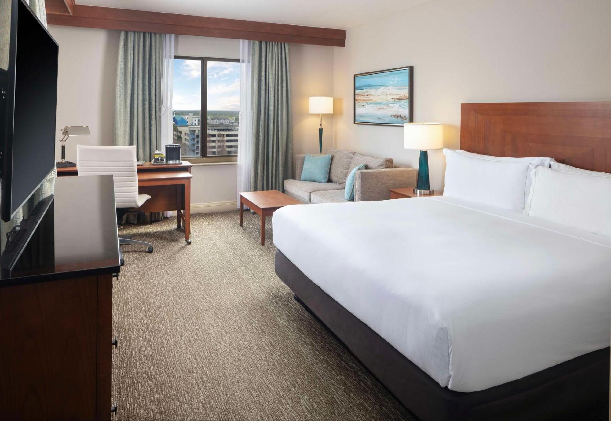Hilton St. Petersburg Carillon Park Hotel Bagian luar foto